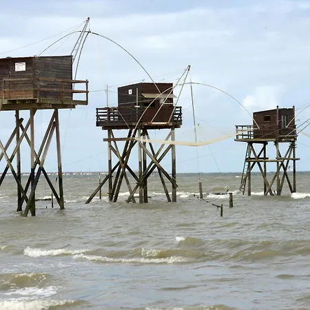 Apartamento Atlantide-2 By Interhome