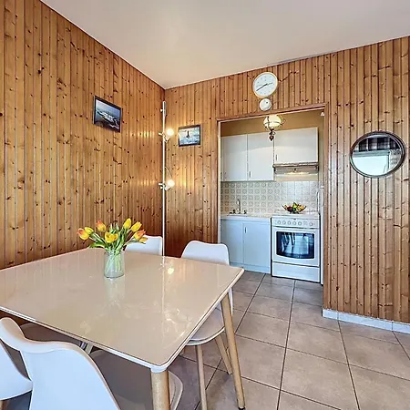 Apartamento Atlantide-2 By Interhome *