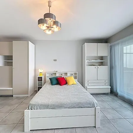 Atlantide-2 By Interhome * Saint-Michel-Chef-Chef